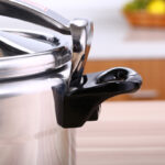 Gas stove pressure cooker - Image 4