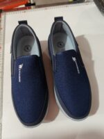Breathable Mesh Walking Shoes  Lightweight Comfortable Non-Slip Casual Sneakers - Image 3